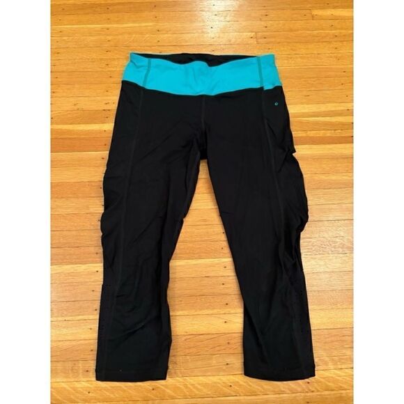 LuLuLemon Water Bound black/teal crop leggings - Picture 1 of 6